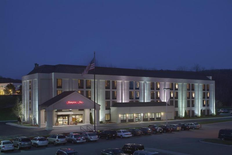 Hampton Inn Fishkill Exterior foto